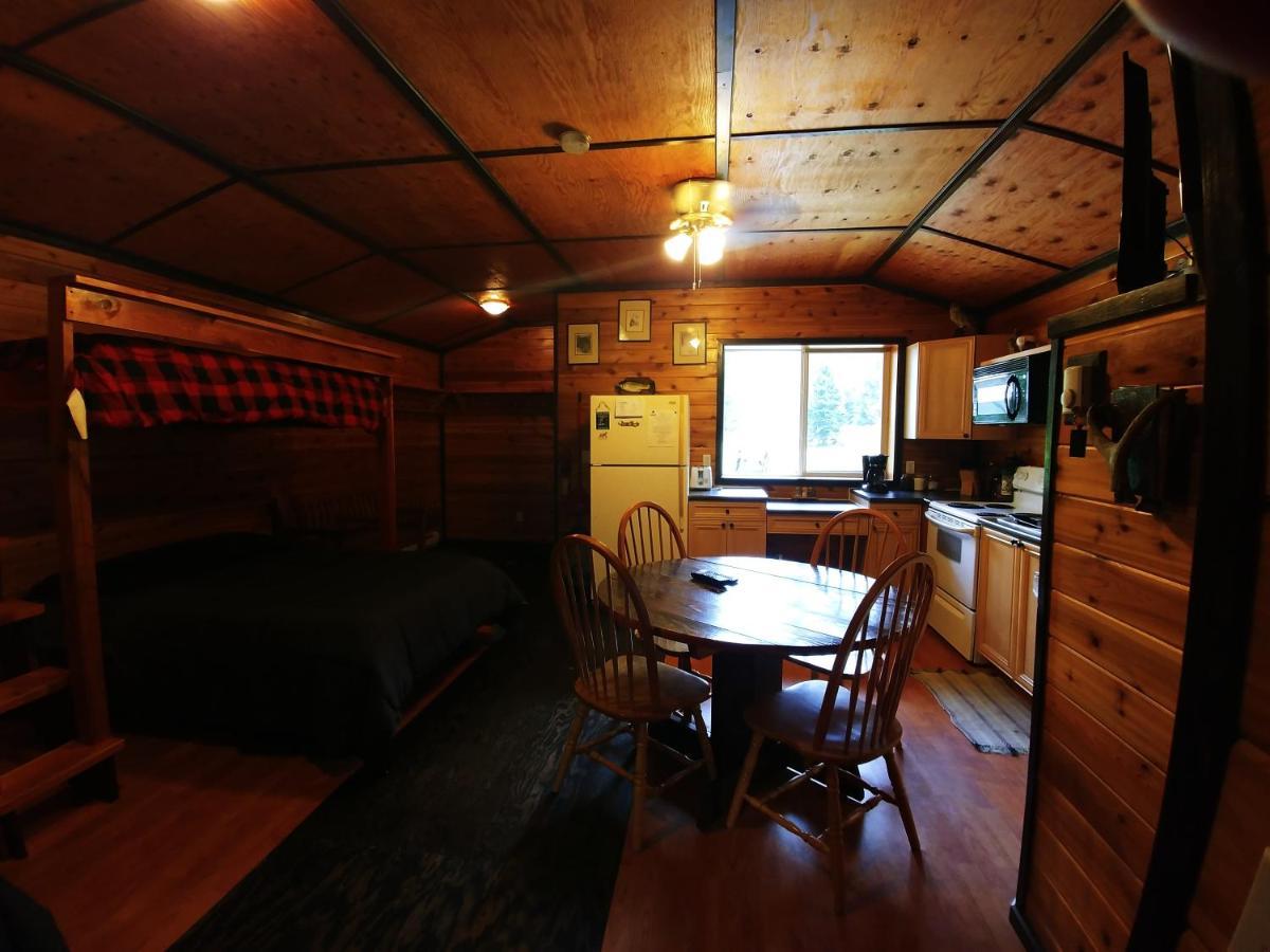 Hotel Bone Creek Wilderness Retreat Blue River Exterior foto